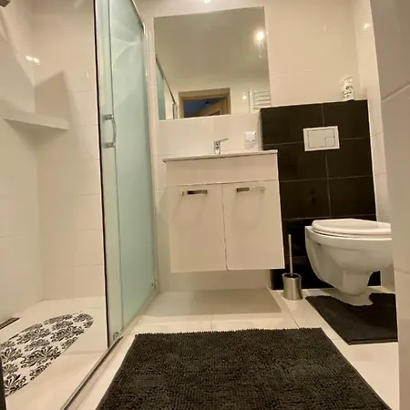 Pod Modrzewiem - Babia Gora Zubrzyca Górna