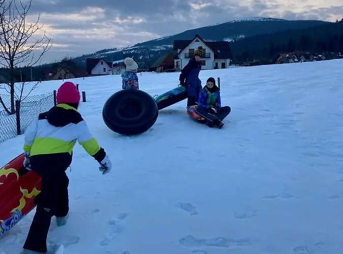 Pod Modrzewiem - Babia Gora Lantgård Zubrzyca Gorna